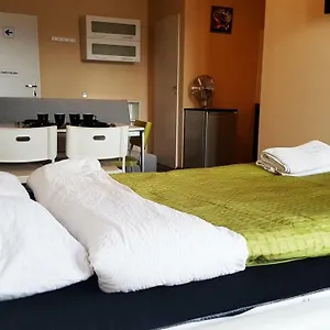 Walk Distance To Mokotow Business Park Apartment