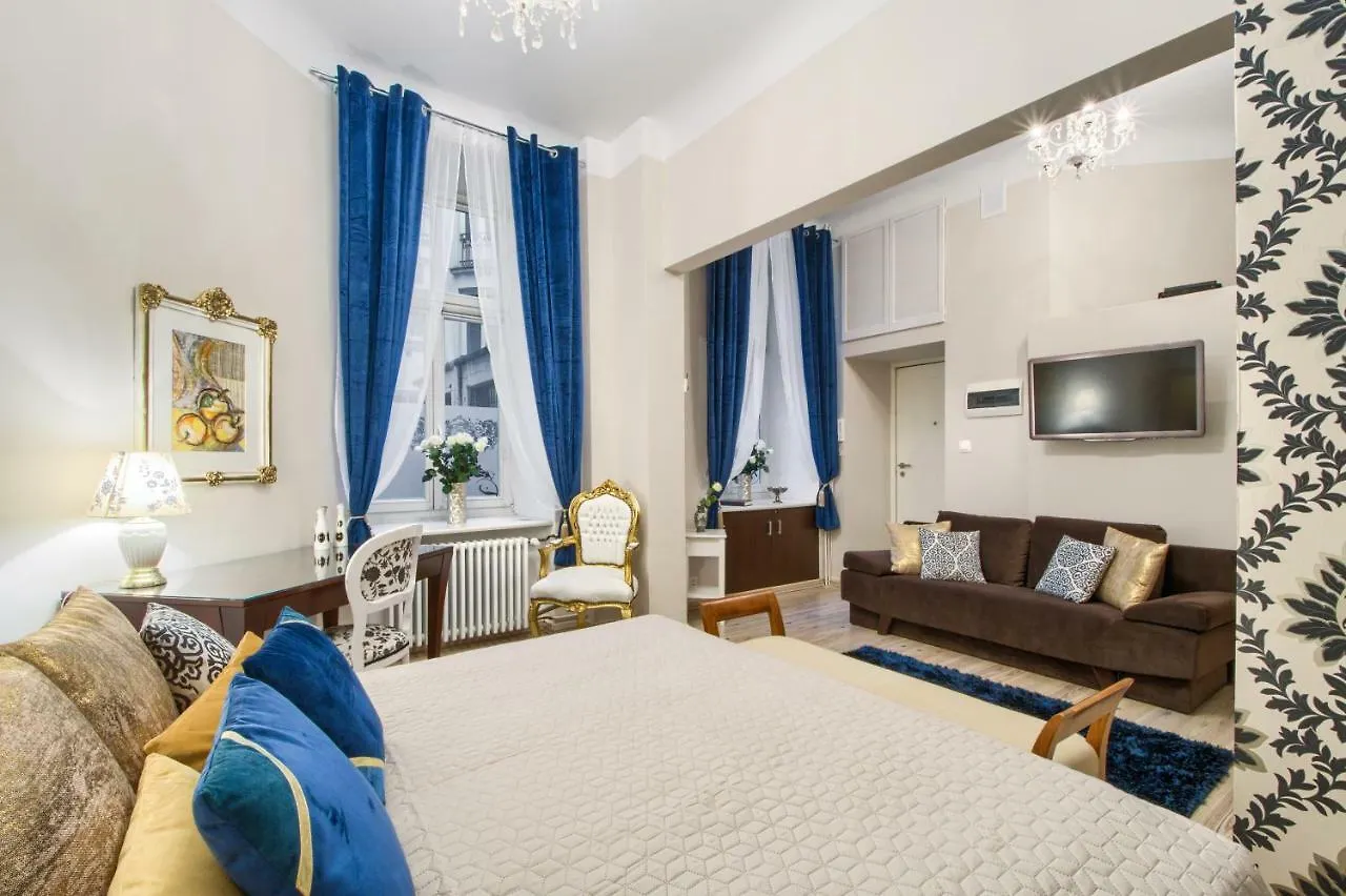 Clicktheflat Palace Of Culture Art Apartment Warsaw Poland